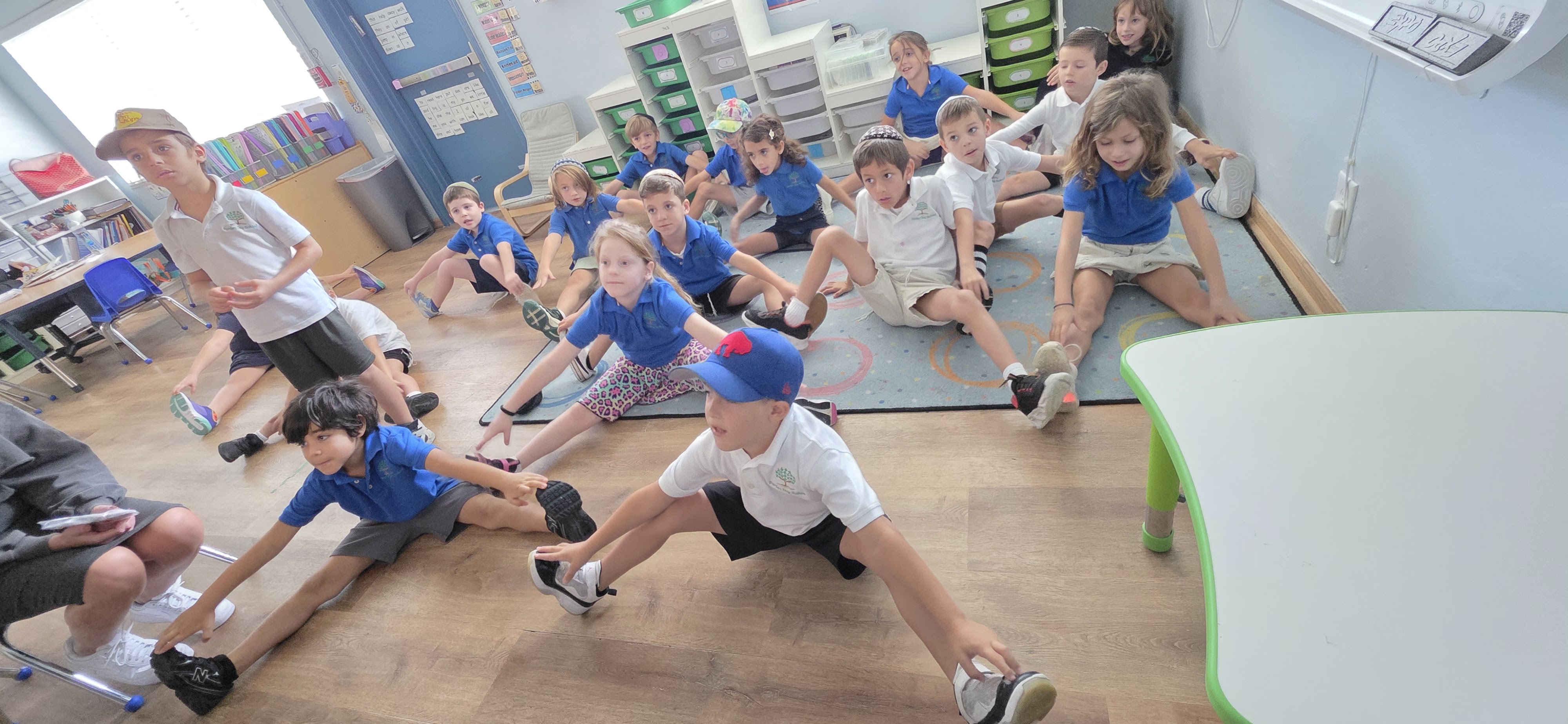 A classroom activity at Pardes